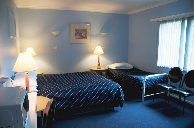 Blue Mountains Highway Motel คาทุมบา ภายนอก รูปภาพ